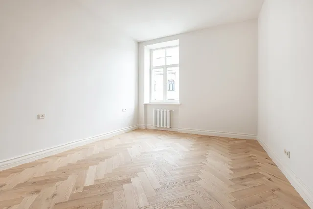 Rīga, Centrs, Lāčplēša iela 36 — foto 4
