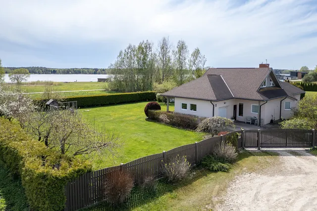 Ikšķile, Ķestera iela 8 — фото 3