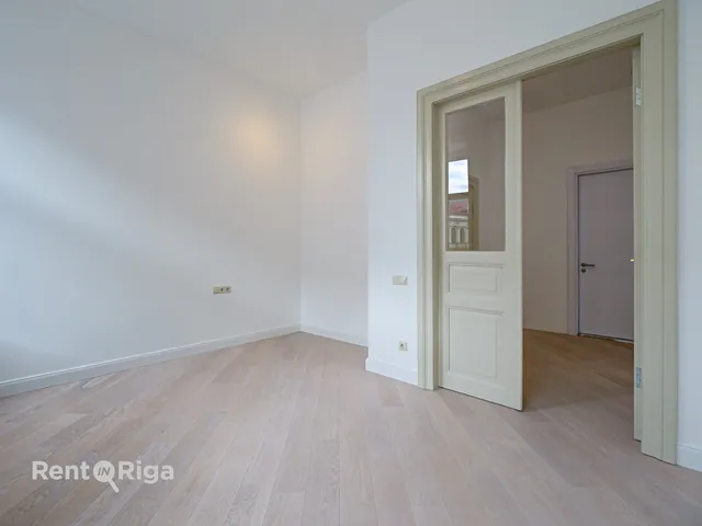 Rīga, Centrs, Merķeļa iela 2 — foto 5