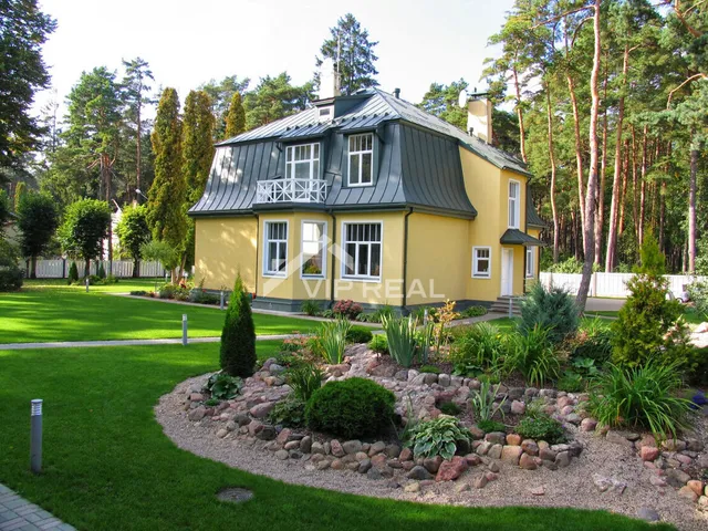 Jūrmala, Dzintari, Ludzas iela — фото 2