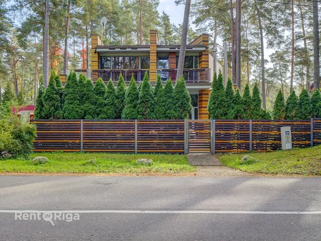 Rīga, Buļļi, Dzintara iela 18A — foto 4
