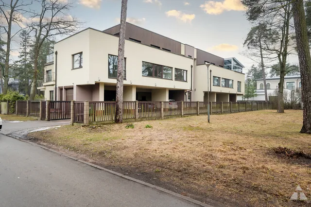 Jūrmala, Bulduri, Meža prospekts 19 — фото 2