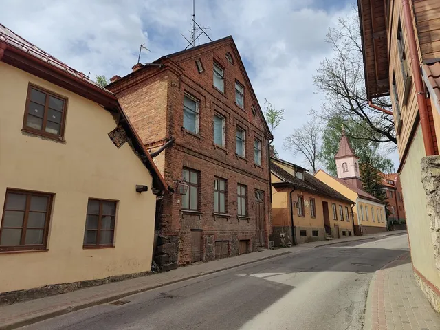 Cēsis, Palasta iela 5 — foto 2