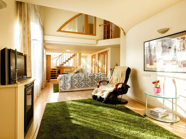 Jūrmala, Dzintari, Jūras iela 48 — foto 2