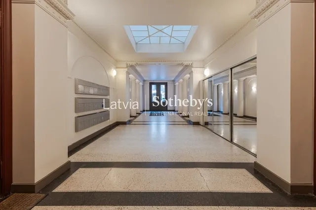 Rīga, Centrs, Strēlnieku iela — фото 3