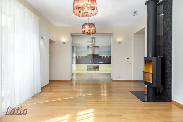 Rīga, Centrs, Raiņa bulvāris 2 — foto 5