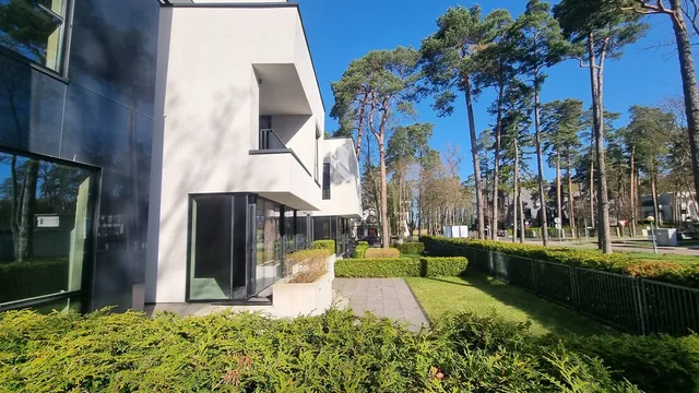 Jūrmala, Dzintari, Dzintaru prospekts 44 — фото 2