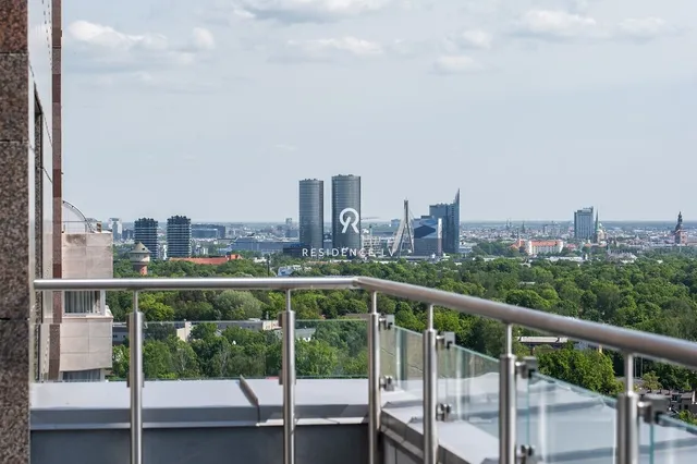 Rīga, Pleskodāle-Šampēteris, Lielirbes iela — фото 3