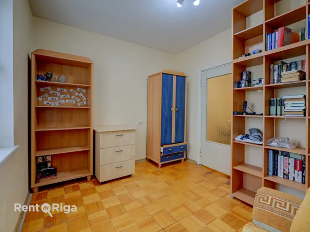 Rīga, Zolitūde, Ruses iela 24 — фото 4